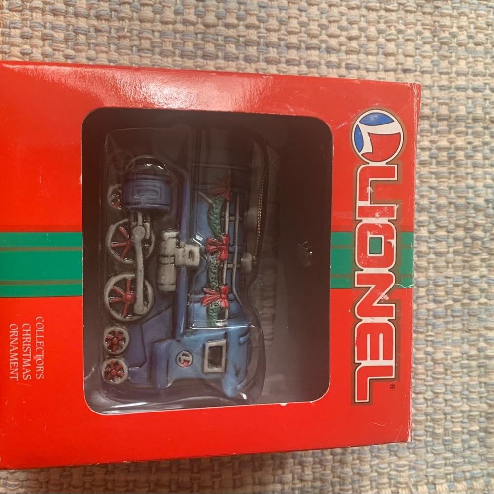 Lionel Collectors Christmas Train Ornament 37-619 Fine Porcelain 1994 VGUC - Picture 6 of 14